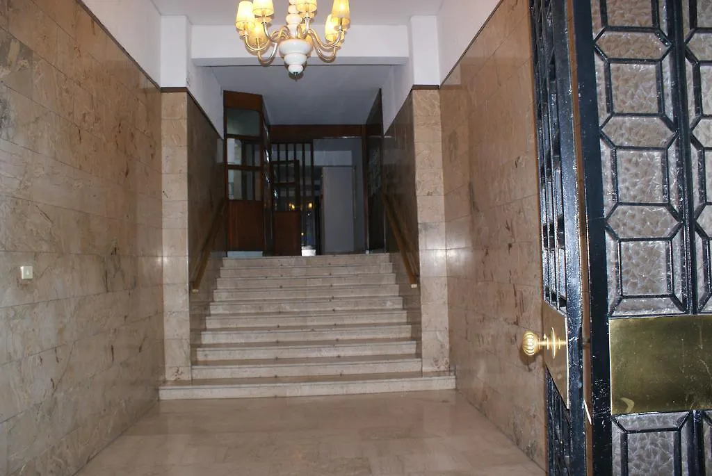 Catania Crossing B&B - Rooms & Comforts Couette-café