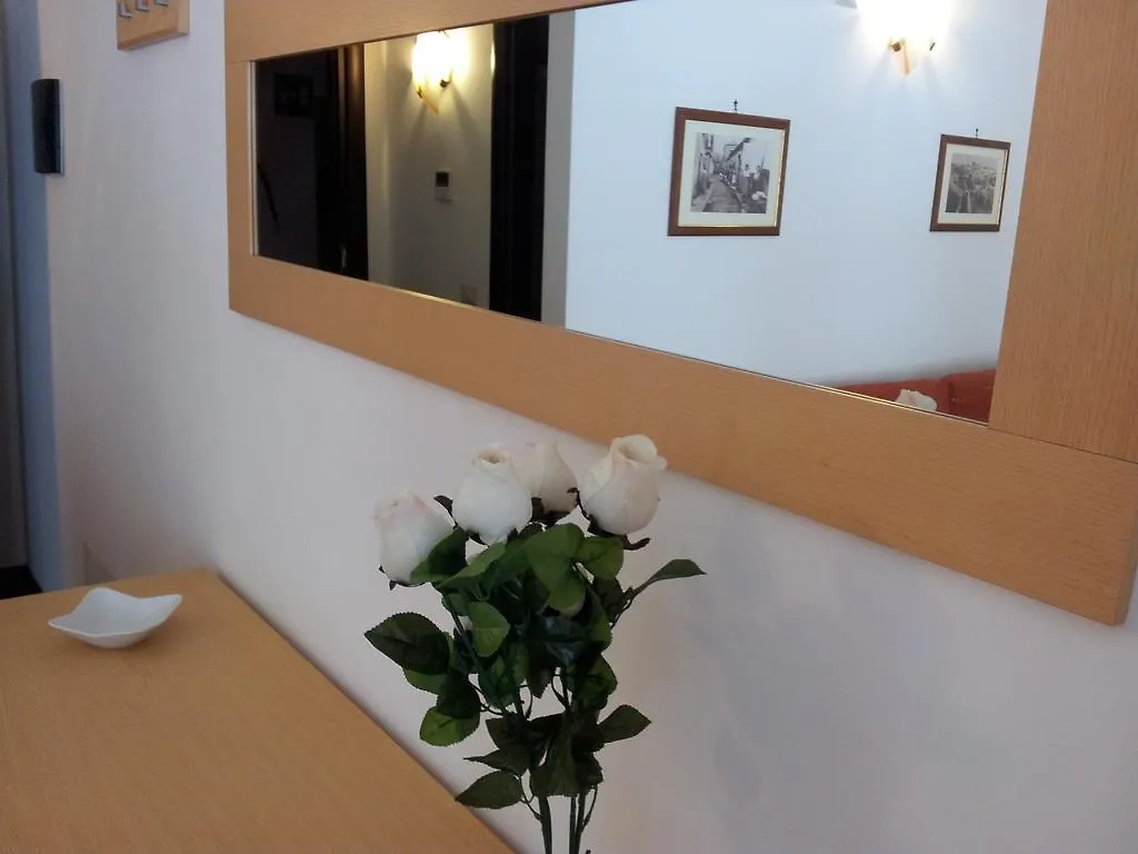 Catania Crossing B&B - Rooms & Comforts 2*,  Italie