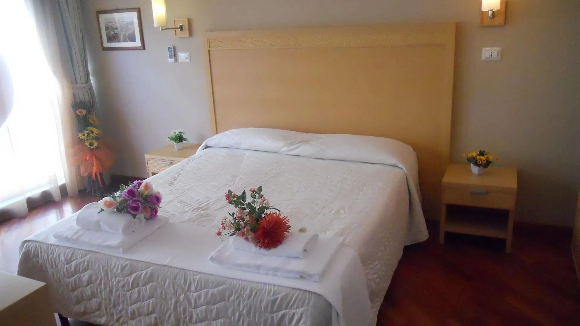 Catania Crossing B&B - Rooms & Comforts 2*,  Italie